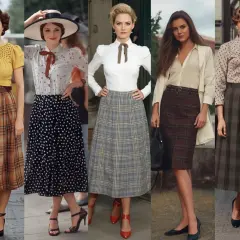 Pięć kobiet w stylizacjach inspirowanych estetyką tradwife: spódnice w kratę i groszki, eleganckie bluzki i kapelusze.