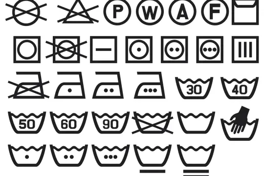 Symbole pielęgnacji odzieży: zakaz suszenia, wybielania, prasowania. Pranie w wodzie z **elastanem** w różnych temperaturach.